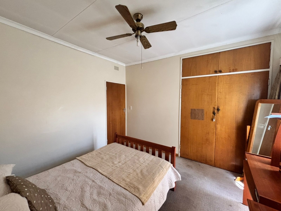 4 Bedroom Property for Sale in Flamwood North West